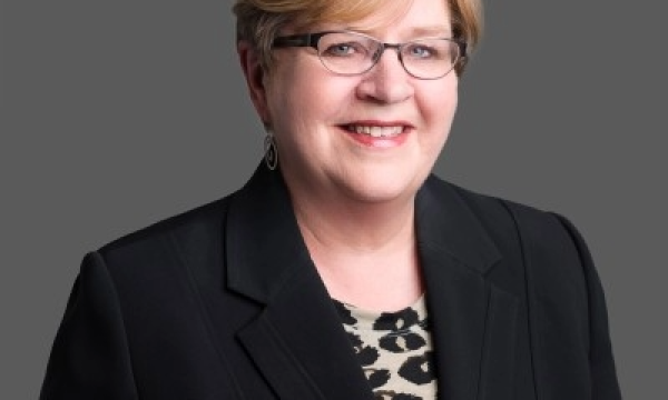 Trish Crossin AM